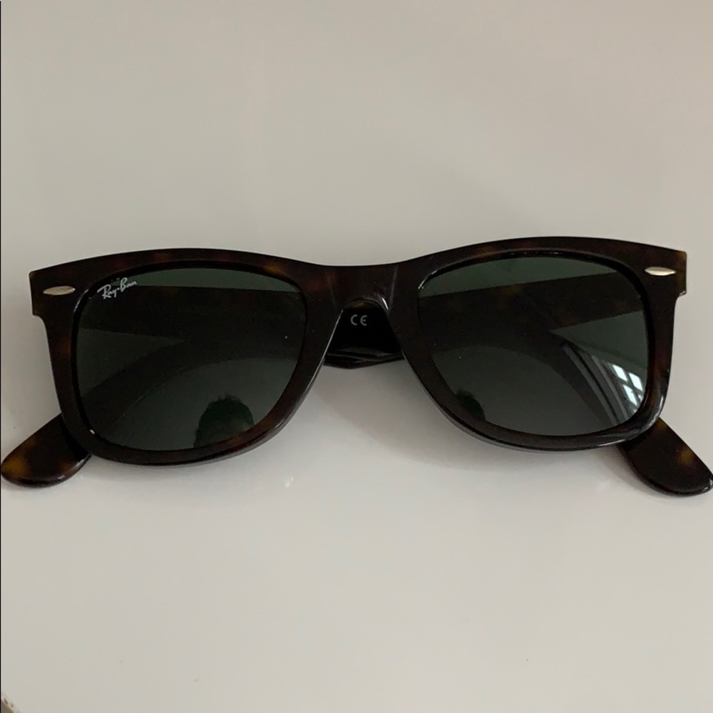 Ray Ban Wayfarer Sunglasses